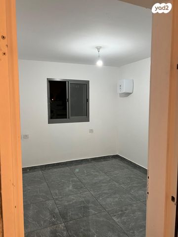 דירה, ז'בוטינסקי 11, רובע א', אשדוד