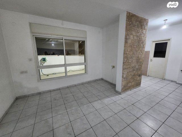 גג/ פנטהאוז, נהלל 4, הפארק - צפון ותיק, חדרה