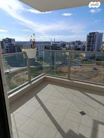 דירה, מפל התנור 19, שקמים ואגמים, אשקלון