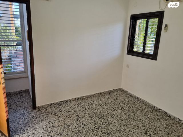 דירה, התפוצות 27, רמת עמידר, רמת גן