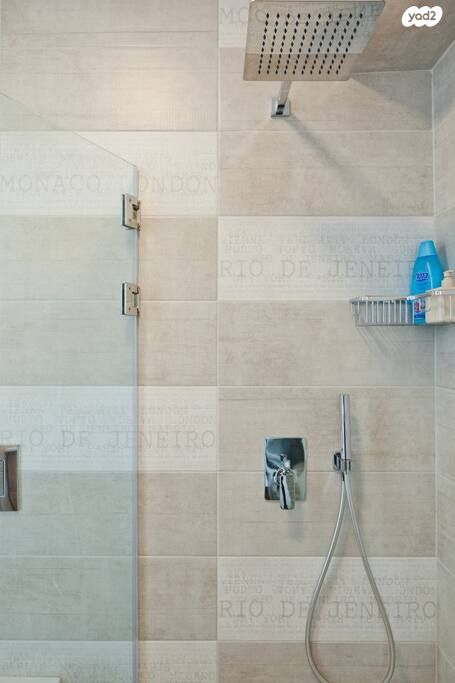 דירה, רמב"ם 9, הגבול רוטשילד, בת ים