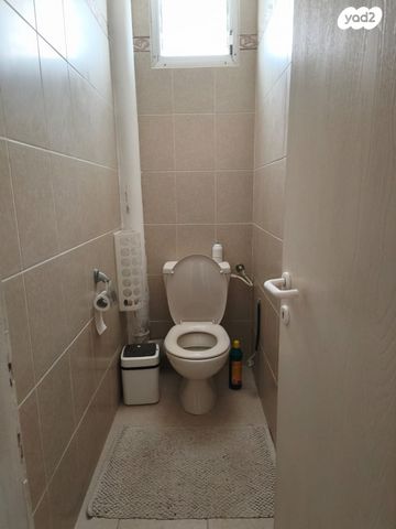 דירה, אסתר המלכה 19, נווה דוד, חיפה