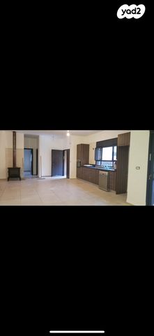 בית פרטי/ קוטג', הדולב 247, מעונה, מעונה