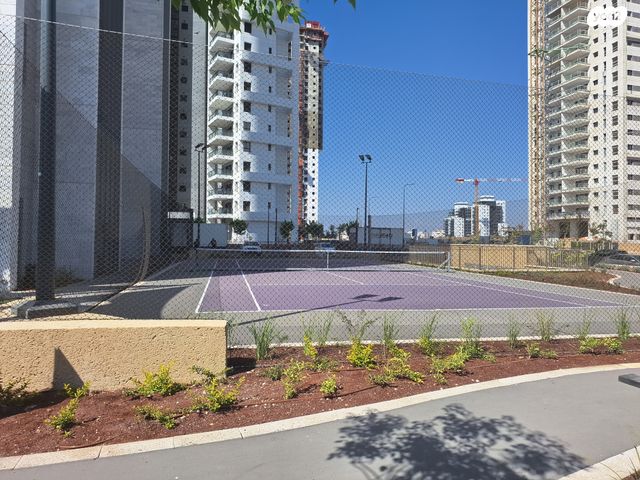 דירה, אמנון ליפקין שחק 10, נוף הטיילת, נתניה