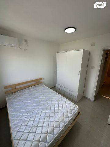 דירה, שדרות ח"ן 12, צור שלום, קרית ביאליק