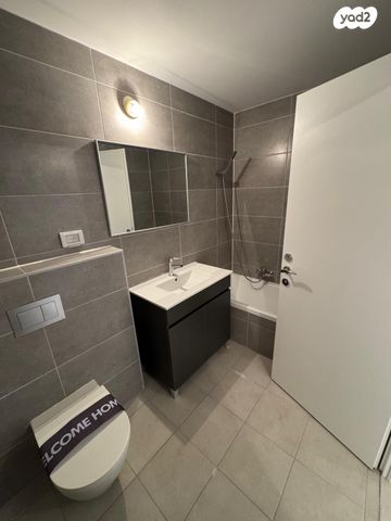 דירה, תוצרת הארץ 5, נחלת יצחק, תל אביב יפו