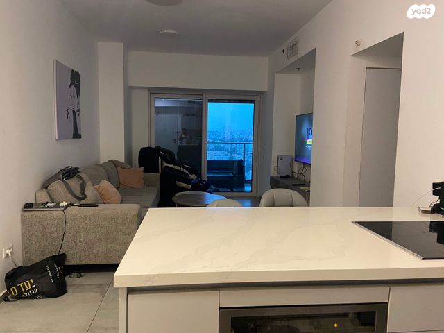 דירה, דרך מנחם בגין 144, מונטיפיורי, הרכבת, תל אביב יפו