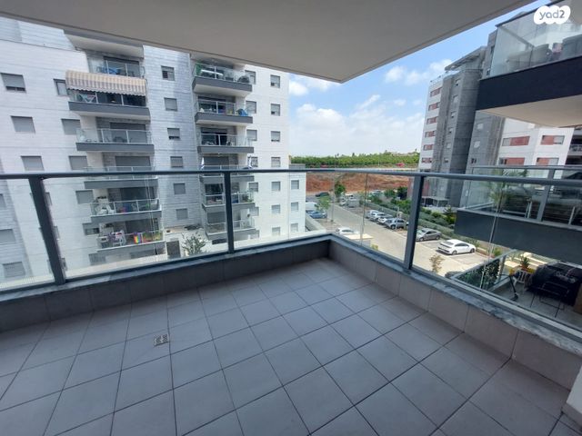 דירה, אהבת אדם 52, שרונה, כפר יונה