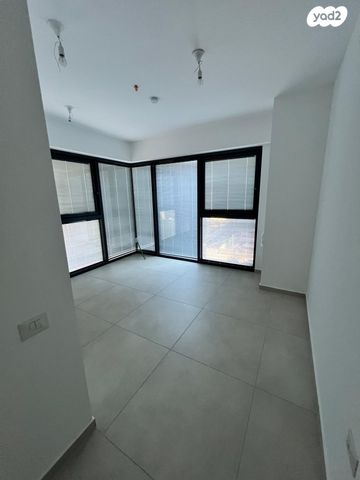 דירה, תוצרת הארץ 5, נחלת יצחק, תל אביב יפו