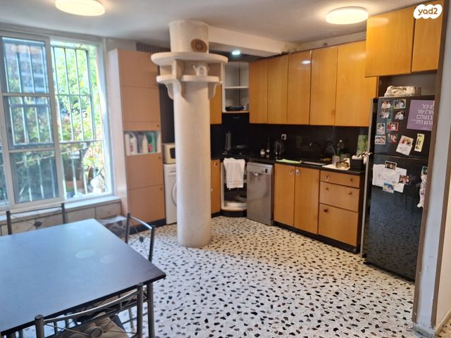 דירת גן, הקשת 7, קרית שלום, תל אביב יפו