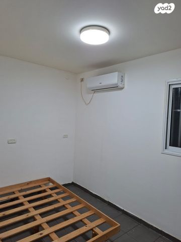 דירה, שלום מרחבי 3, מחנה יהודה, פתח תקווה