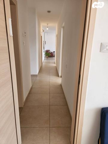 דירה, מצדה 14, אורנים, מעלות תרשיחא