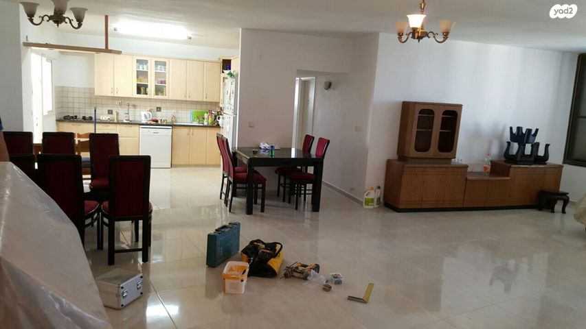 דירה, השחר 27, רמתיים, הוד השרון