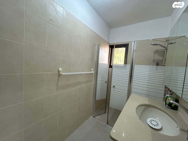 דירה, מנחם רצון 40, מחנה יהודה, פתח תקווה