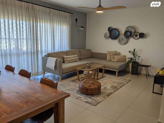 דירה, נחל צלמון 33, צור יצחק, צור יצחק