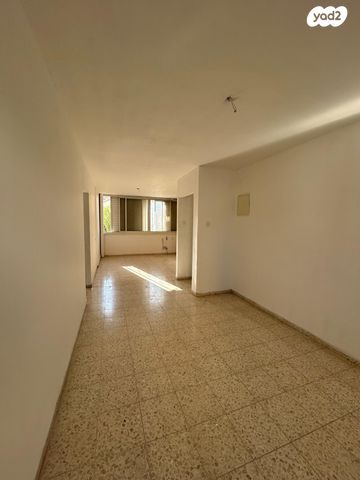 דירה, דבורה הנביאה 14, נווה נחל, בית שאן