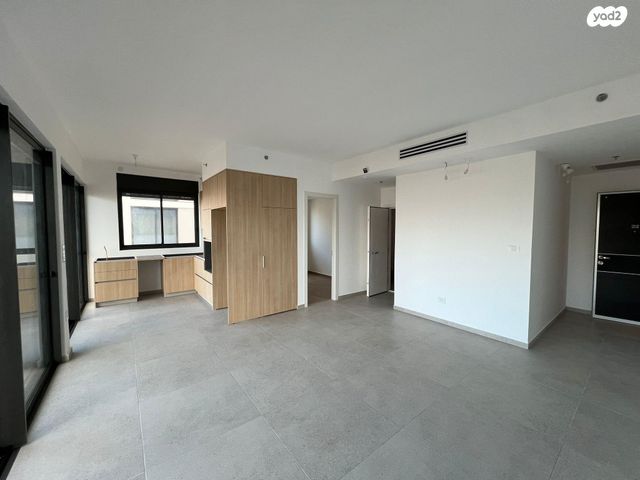 דירה, יצחק אפשטיין 7, הצפון החדש - כיכר המדינה, תל אביב יפו