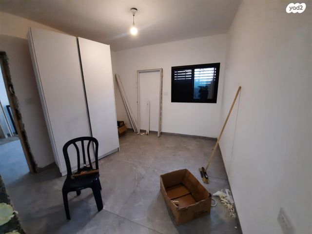 דירה, חייא ובניו 29, שיכון ג, טבריה