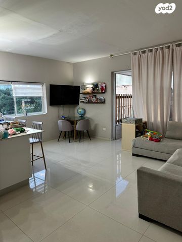 דירה, דרך השלום 33, גבעת הרמבם, גבעתיים