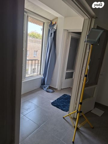 דירה, מרדכי רודין 2, מרכז העיר, חדרה