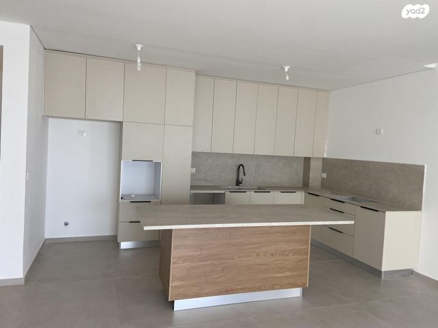 דירה, המפרש 5, רובע ד', אשדוד