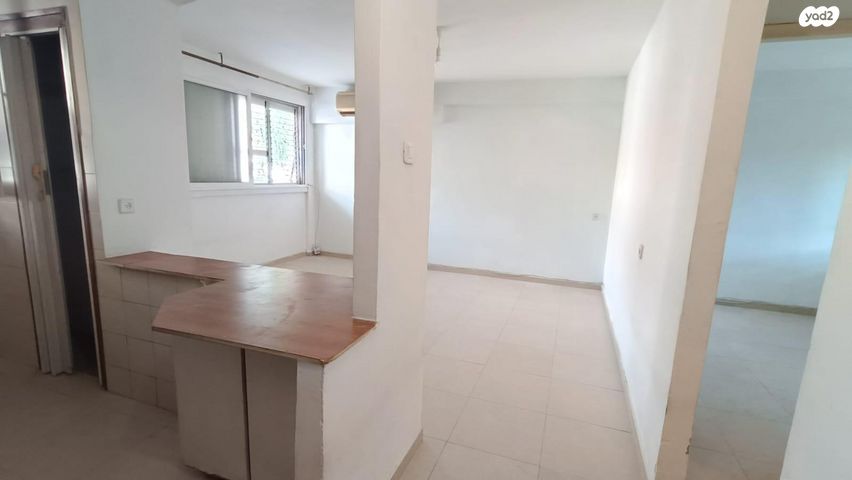 דירה, רחבעם זאבי 23, מרכז מזרחי, נס ציונה