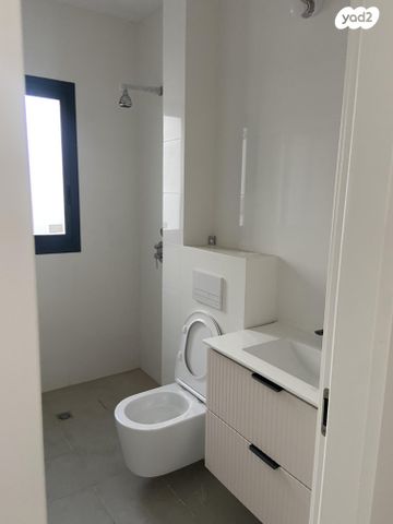 דירה, המפרש 12, רובע ד', אשדוד