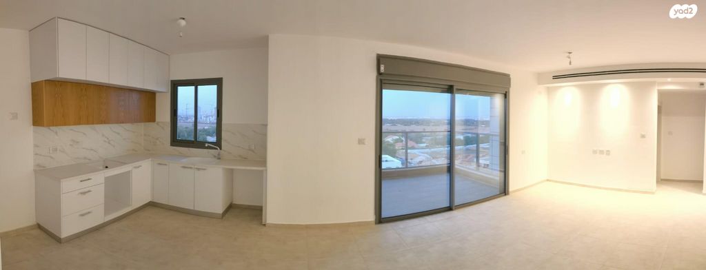 דירה, לאה גולדברג 1, תלמי מנשה, באר יעקב