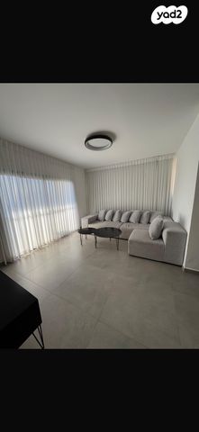 דירה, דרך זאב ז'בוטינסקי 7, לב המושבה / מרכז העיר, פתח תקווה