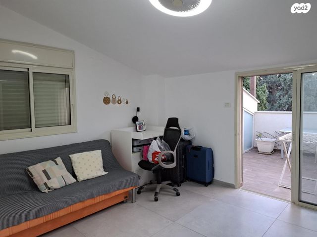 דירה, מצפה 11, נווה שאנן, חיפה