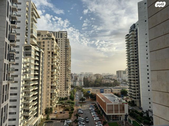 דירה, מבצע דקל 10, נווה גן, פתח תקווה