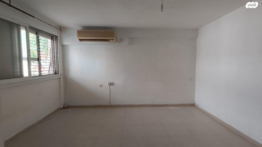 דירה, רחבעם זאבי 23, מרכז מזרחי, נס ציונה