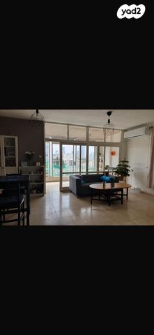 דירה, הרצל 42, שכונת יהלום, מרכז העיר ב, רמת גן