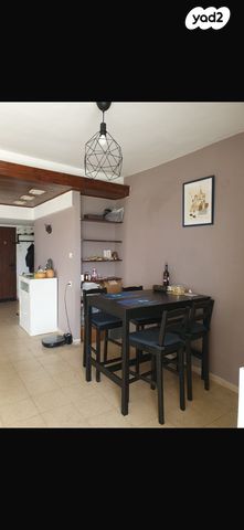 דירה, הרצל 42, שכונת יהלום, מרכז העיר ב, רמת גן