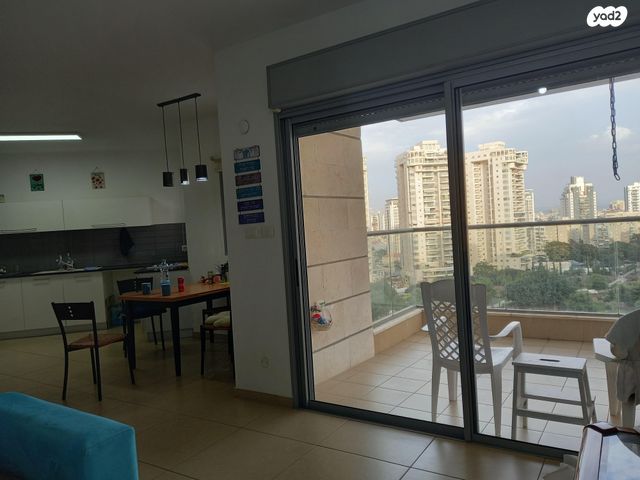 דירה, מבצע דקל 10, נווה גן, פתח תקווה