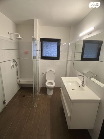 יחידת דיור, השיקמים 5, רמתיים, הוד השרון