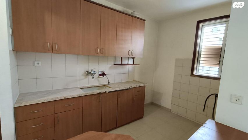 דירה, רחבעם זאבי 23, מרכז מזרחי, נס ציונה