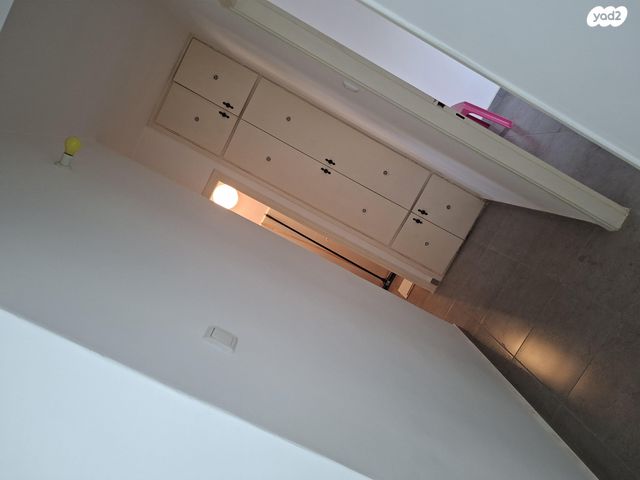 דירה, מרדכי רודין 2, מרכז העיר, חדרה