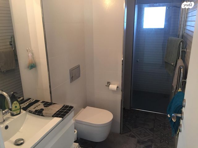 דירה, מצפה 11, נווה שאנן, חיפה