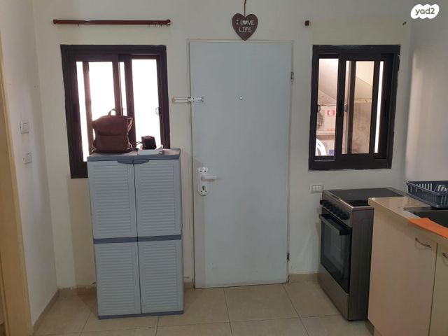 יחידת דיור, הגבעה 61, כפר האורנים, כפר האורנים