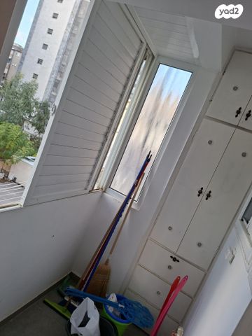 דירה, מרדכי רודין 2, מרכז העיר, חדרה