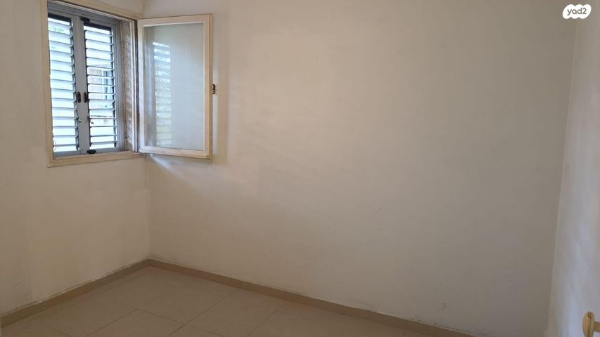 דירה, רחבעם זאבי 23, מרכז מזרחי, נס ציונה