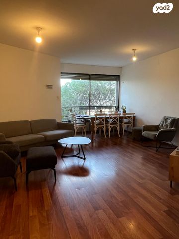 דירה, ד"ר נחום שימקין 32, רמת בגין, חיפה