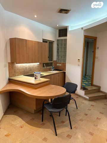 דירה, בן יהודה 42, מרכז העיר, ירושלים