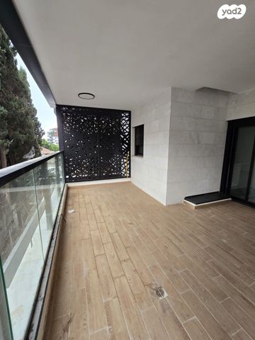 דירה, הנשיא הראשון 4, א' / צפון מזרח העיר, רחובות