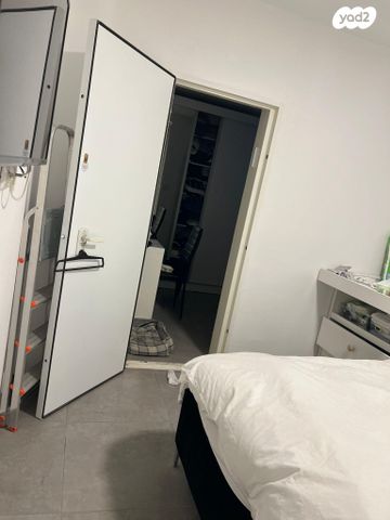 דירת גן, ברוש 3, מבשרת ירושלים, מבשרת ציון