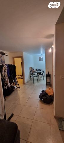 דירה, הראשונים 27, רמתיים, הוד השרון