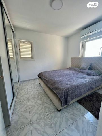 דירה, העלייה 10, נווה מרמורק, רחובות