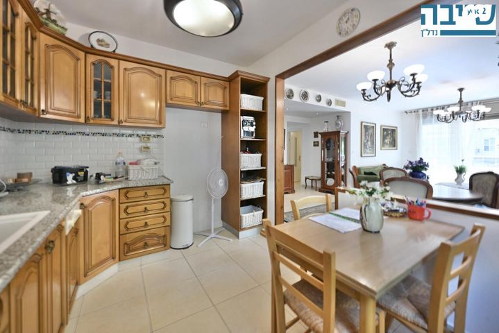 דירה, אהרון אייזנברג, א' / צפון מזרח העיר, רחובות