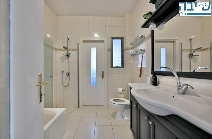 דירה, אהרון אייזנברג, א' / צפון מזרח העיר, רחובות